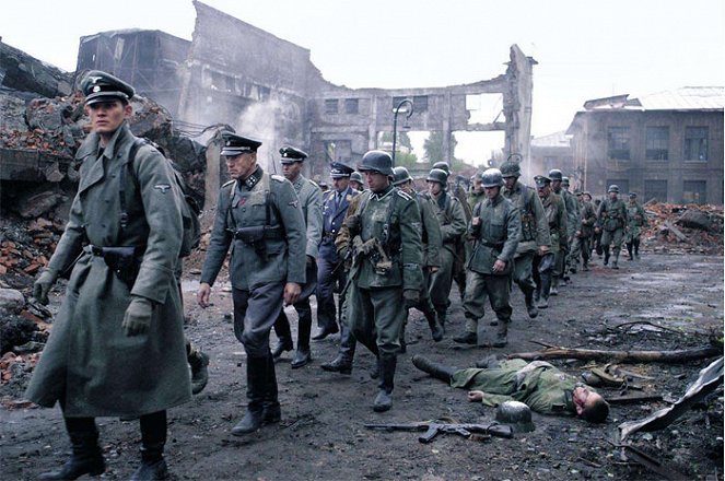 A Queda: Hitler e o Fim do Terceiro Reich - Do filme - Götz Otto