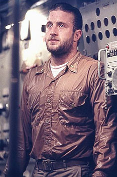 In Enemy Hands - Do filme - Scott Caan