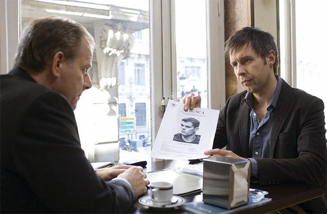 Ultimatum Bourne'a - Z filmu - Colin Stinton, Paddy Considine