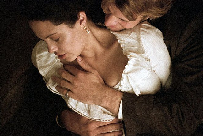 Grzeszna miłość - Z filmu - Angelina Jolie