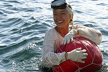 My Mother, the Mermaid - Photos - Do-youn Jeon