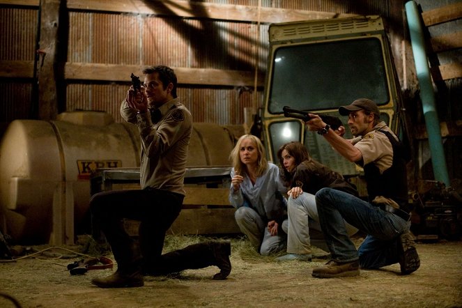 The Crazies - Photos - Timothy Olyphant, Radha Mitchell, Danielle Panabaker, Joe Anderson