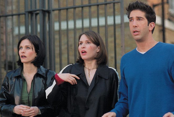 Friends - Season 4 - The One with Ross's Wedding: Part One - Photos - Courteney Cox, Helen Baxendale, David Schwimmer
