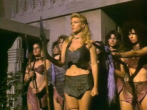 Cannibal Women in the Avocado Jungle of Death - Do filme - Shannon Tweed