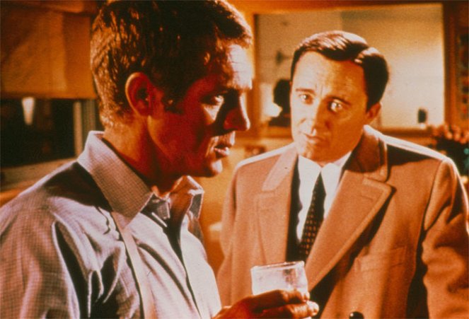 San Franciscói zsaru - Filmfotók - Steve McQueen, Robert Vaughn