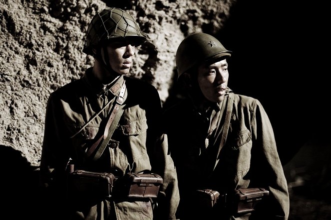 Cartas desde Iwo Jima - De la película - Ryō Kase, Kazunari Ninomiya
