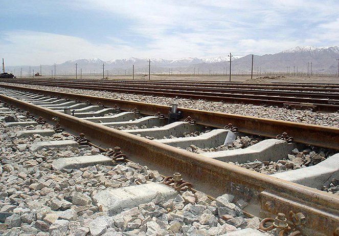 The World's Highest Railway - De la película