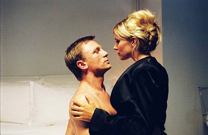 Po krk v extáze - Z filmu - Daniel Craig, Sienna Miller