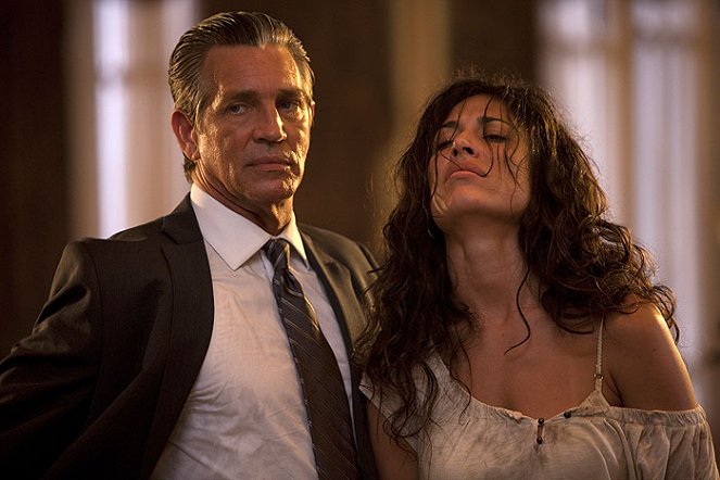 The Expendables - Photos - Eric Roberts, Giselle Itié