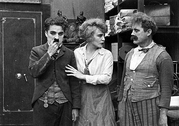 Charlot prestamista - De la película - Charlie Chaplin, Edna Purviance