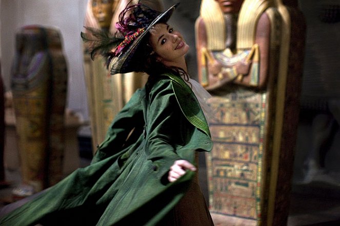 Adèle and The Secret of The Mummy - Kuvat elokuvasta - Louise Bourgoin