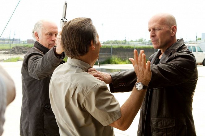 RED: Vo výslužbe a extrémne nebezpeční - Z filmu - John Malkovich, Bruce Willis