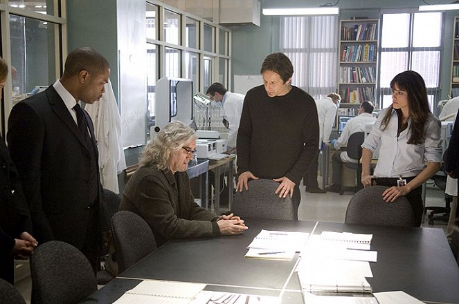 The X-Files: I Want to Believe - Photos - Xzibit, Billy Connolly, David Duchovny, Amanda Peet