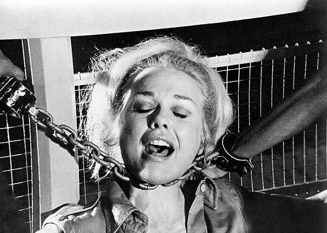 Chained Women - Van film - Lynn Borden