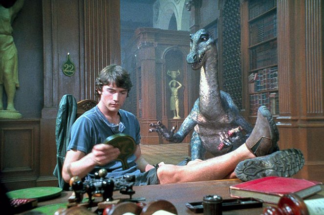 Dinotopia: The Series II - Van film