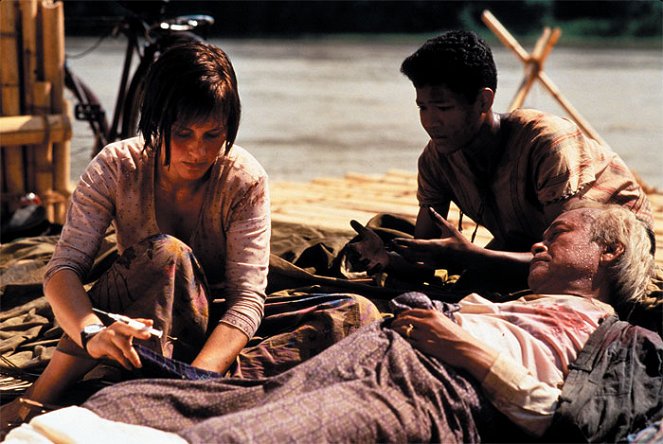 Ucieczka z Rangunu - Z filmu - Patricia Arquette