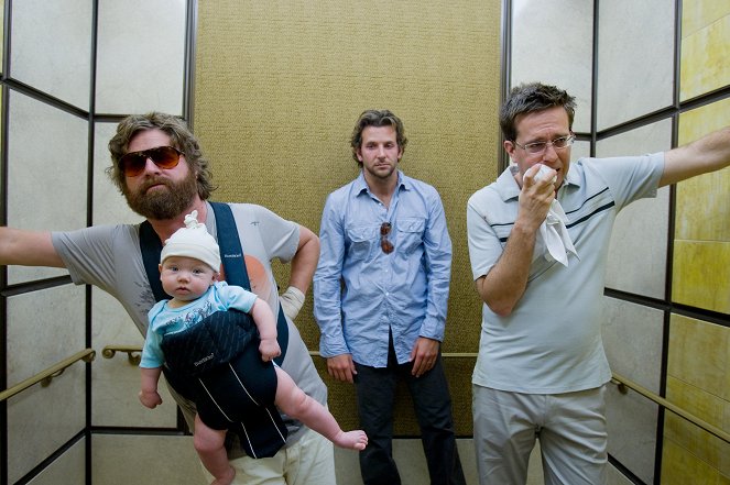 Vo štvorici po opici - Z filmu - Zach Galifianakis, Bradley Cooper, Ed Helms