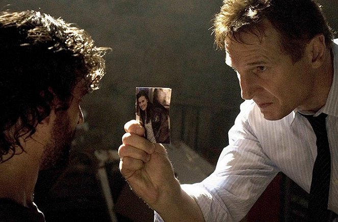 Elrabolva - Filmfotók - Liam Neeson