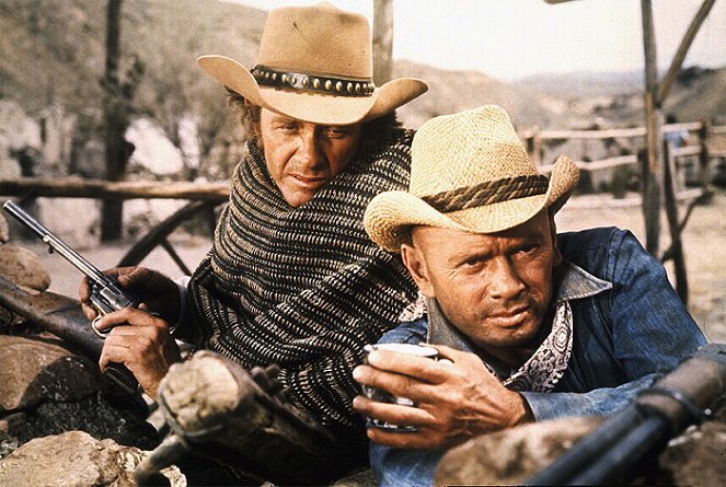 El oro de nadie - De la película - Richard Crenna, Yul Brynner