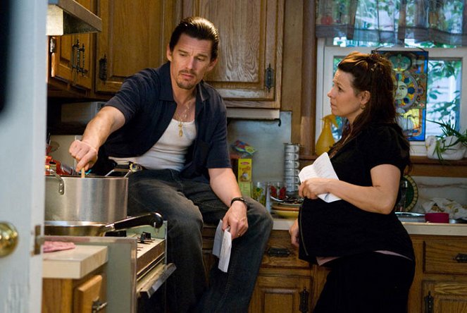 Gesetz der Straße – Brooklyn’s Finest - Filmfotos - Ethan Hawke, Lili Taylor