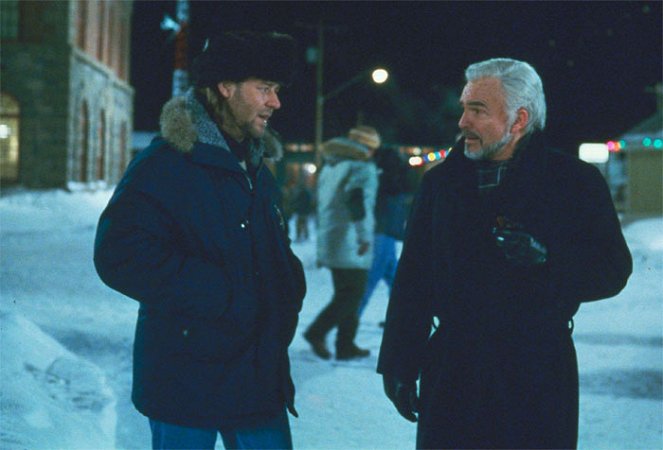 Záhada na Aljaške - Z filmu - Russell Crowe, Burt Reynolds
