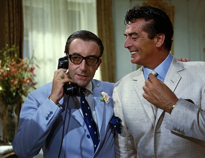 After the Fox - Photos - Peter Sellers, Victor Mature