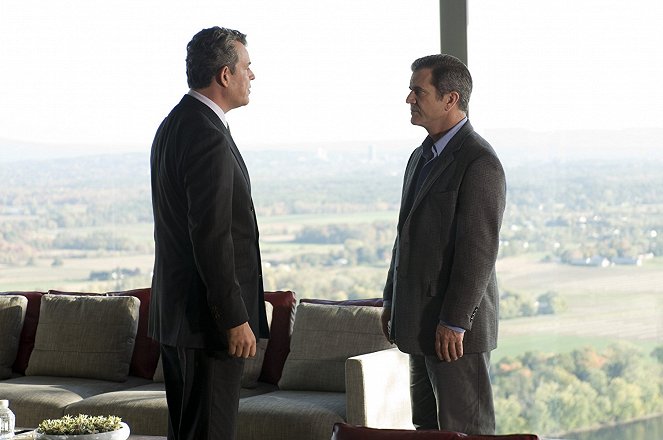 Edge of Darkness - Van film - Danny Huston, Mel Gibson