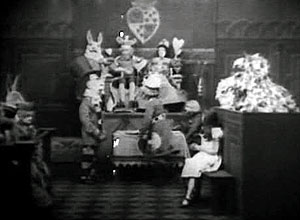 Alice in Wonderland - Kuvat elokuvasta