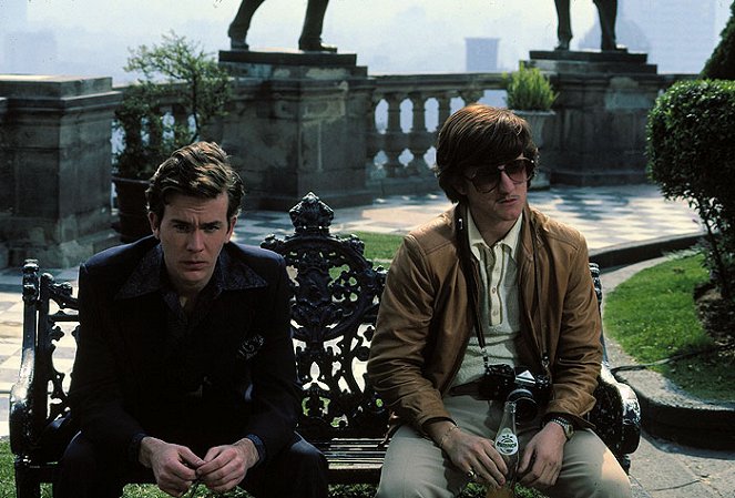 Sólyom és a nepper - Filmfotók - Timothy Hutton, Sean Penn