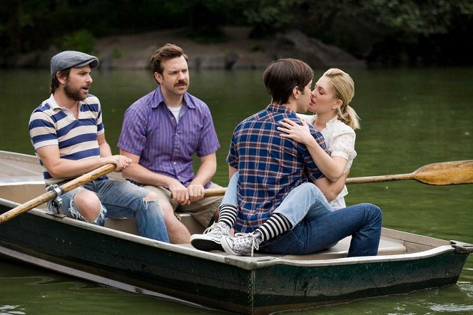 Salvando las distancias - De la película - Charlie Day, Jason Sudeikis, Drew Barrymore