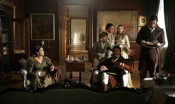 War and Peace - Photos - Hannelore Elsner, Ana Caterina Morariu, Andrea Giordana, Clémence Poésy, Alexander Beyer