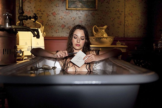 The Extraordinary Adventures of Adèle Blanc-Sec - Photos - Louise Bourgoin