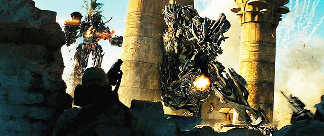 Transformers: Revenge of the Fallen - Van film
