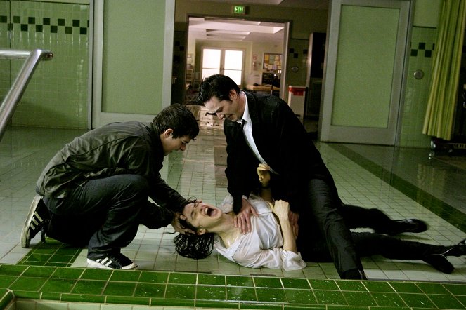 Constantine - A démonvadász - Filmfotók - Shia LaBeouf, Rachel Weisz, Keanu Reeves