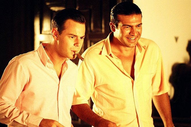 The Business - Do filme - Danny Dyer, Tamer Hassan