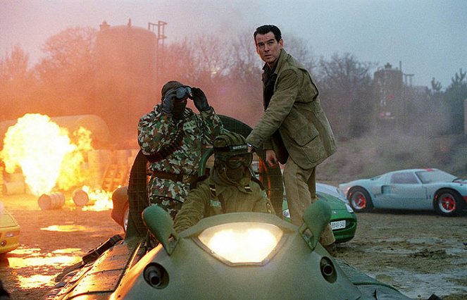 James Bond - Stirb an einem anderen Tag - Filmfotos - Pierce Brosnan