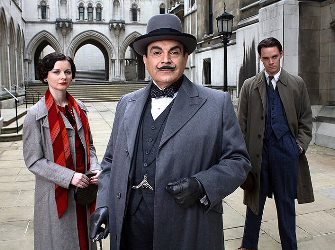 Agatha Christies Poirot - Season 11 - Vier Frauen und ein Mord - Werbefoto - David Suchet, Joe Absolom