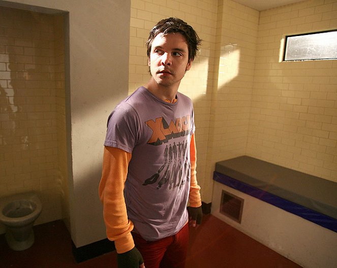 Primeval - Photos - Andrew Lee Potts