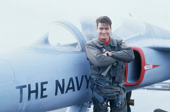 Hot Shots! - Van de set - Charlie Sheen