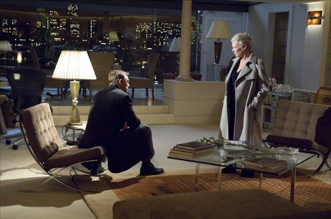 007: Cassino Royale - Do filme - Daniel Craig, Judi Dench