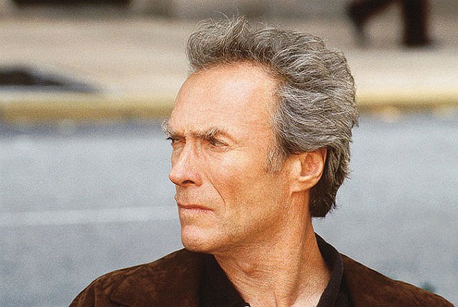 Władza absolutna - Z filmu - Clint Eastwood