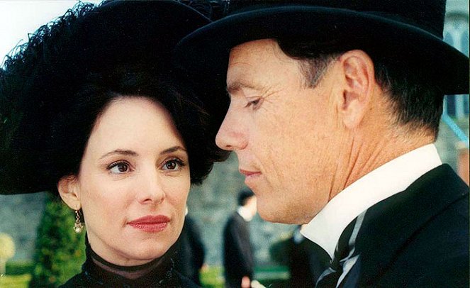 The Magnificent Ambersons - Z filmu - Madeleine Stowe, Bruce Greenwood