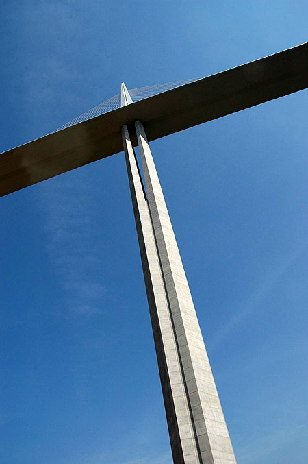 MegaStructures - World's Tallest Bridge (Millau Bridge) - Photos