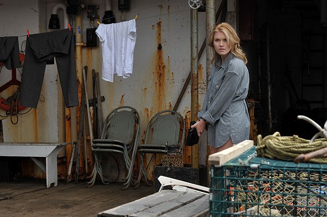 Haven - Season 1 - Welcome to Haven - Photos - Emily Rose