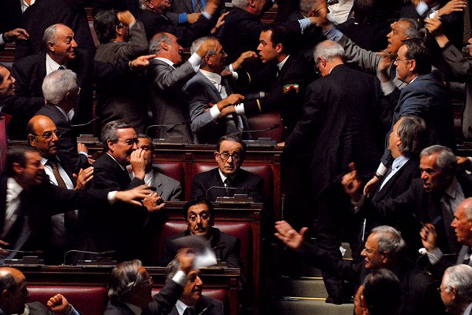 Il Divo: Giulio Andreottin merkillinen elämä - Kuvat elokuvasta - Toni Servillo
