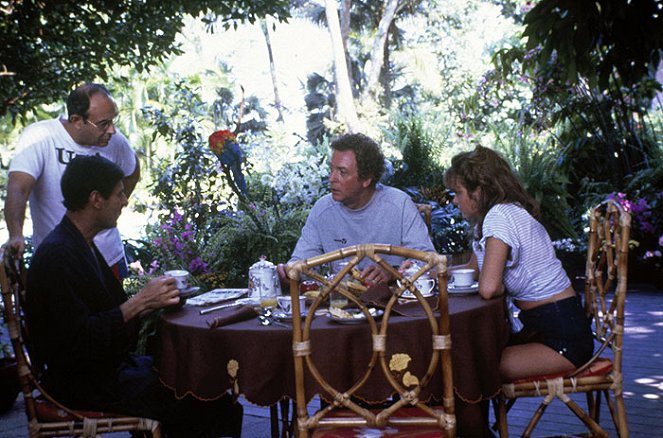 C'est la faute à Rio - Tournage - Joseph Bologna, Michael Caine, Michelle Johnson