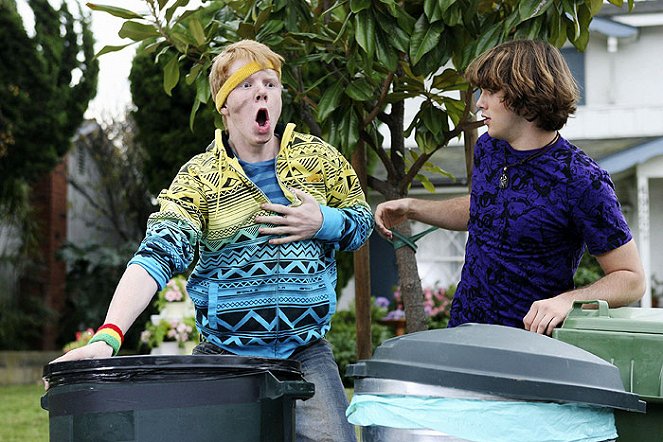 Zeke and Luther - Z filmu - Adam Hicks, Hutch Dano