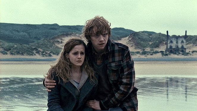 Harry Potter y las Reliquias de la Muerte: Parte I - De la película - Emma Watson, Rupert Grint