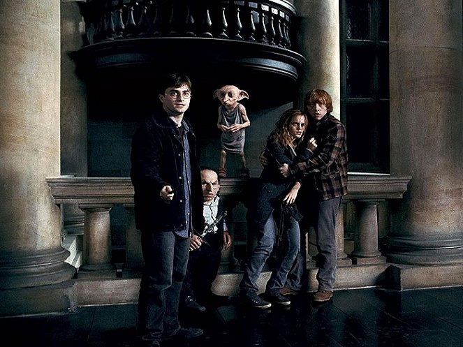 Harry Potter and the Deathly Hallows: Part 1 - Photos - Daniel Radcliffe, Warwick Davis, Emma Watson, Rupert Grint