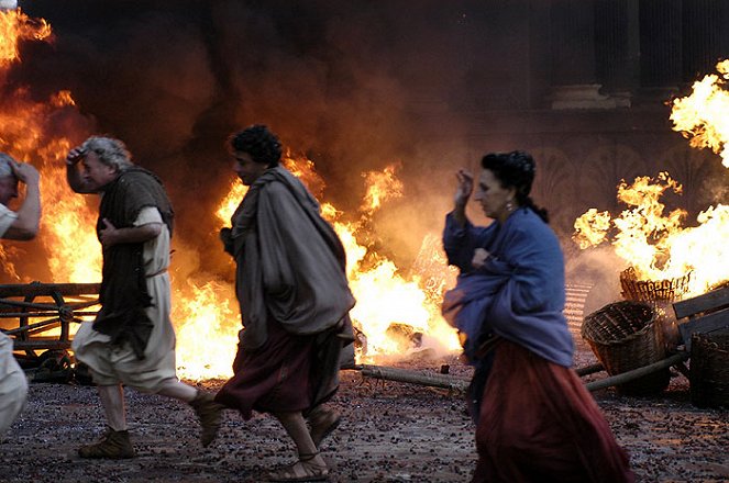 Pompei, ieri, oggi, domani - Z filmu